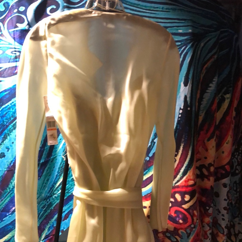 Silk Topper - Picture 5 of 6